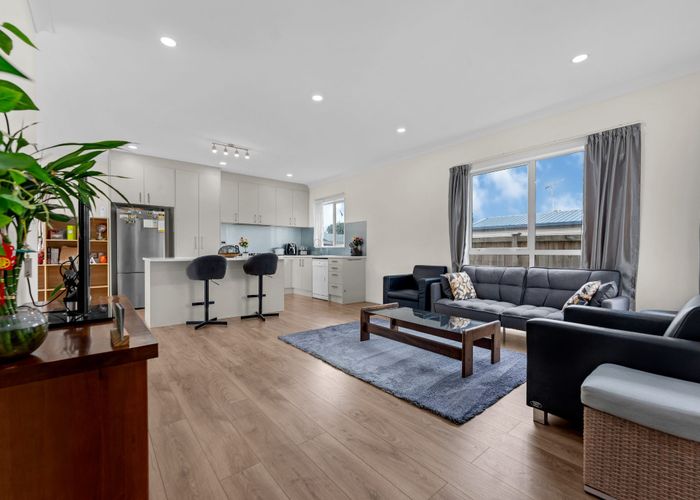  at 15 Mount st/38B Laurie Avenue, Papakura, Papakura, Auckland