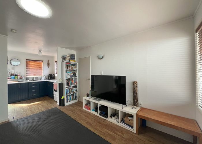  at 2/10 Lyall Parade, Lyall Bay, Wellington, Wellington