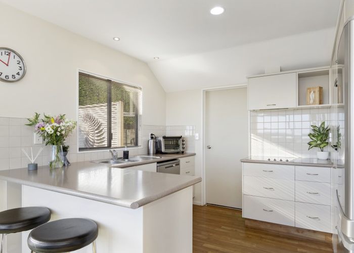  at 9 Astor Place, Welcome Bay, Tauranga