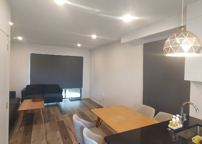  at 2/41 Routley Drive, Glen Eden, Waitakere City, Auckland