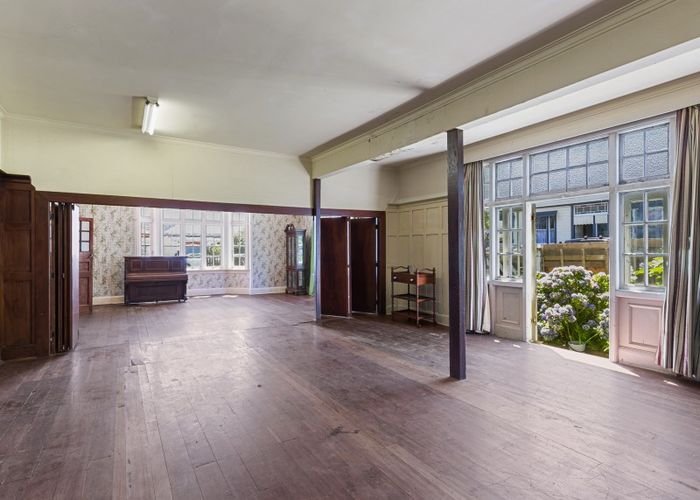  at 105 Brougham Street, Mount Victoria, Wellington