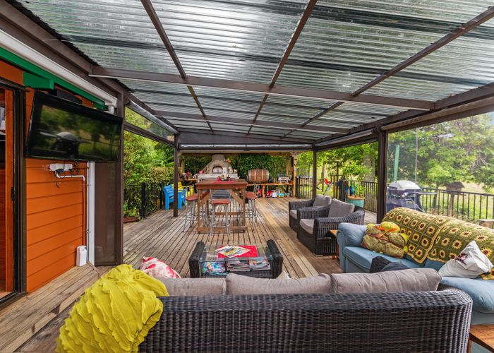  at 85 Coulter Road, Henderson Valley, Auckland