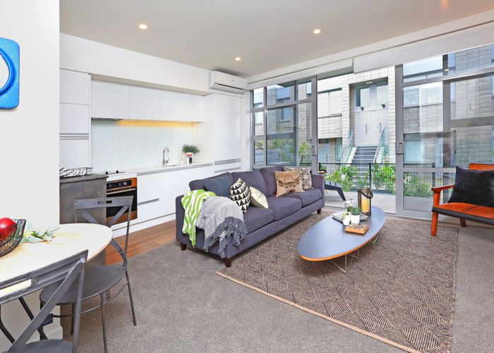  at 361 Murphys Road, Flat Bush, Manukau City, Auckland