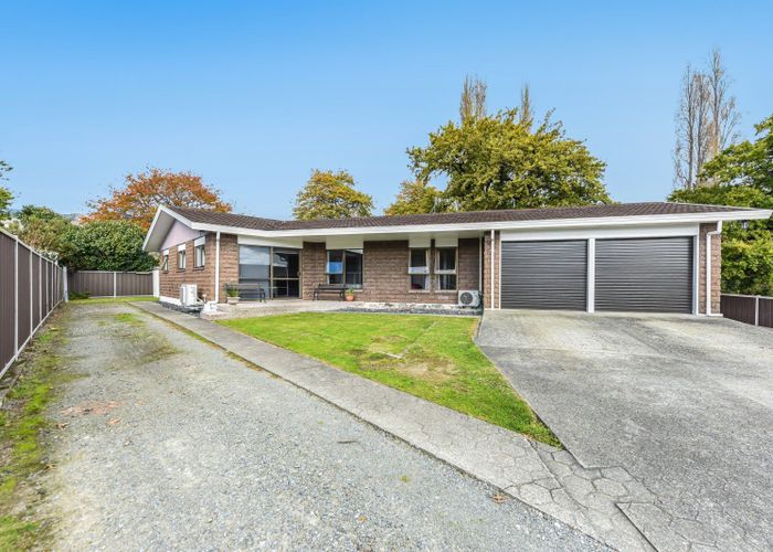  at 27 Browning Crescent, Stoke, Nelson, Nelson / Tasman