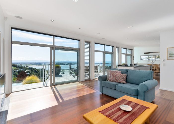  at 1 St Remy Lane, Redcliffs, Christchurch City, Canterbury