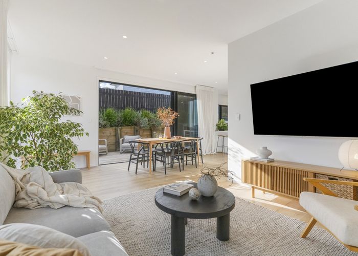  at 51A Monarch Avenue, Hillcrest, North Shore City, Auckland