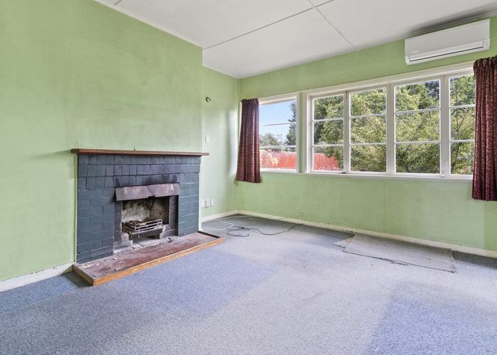  at 33 Masters Crescent, Masterton