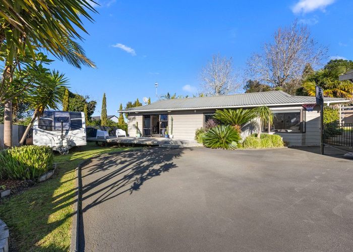  at 45 Botany Road, Botany Downs, Manukau City, Auckland