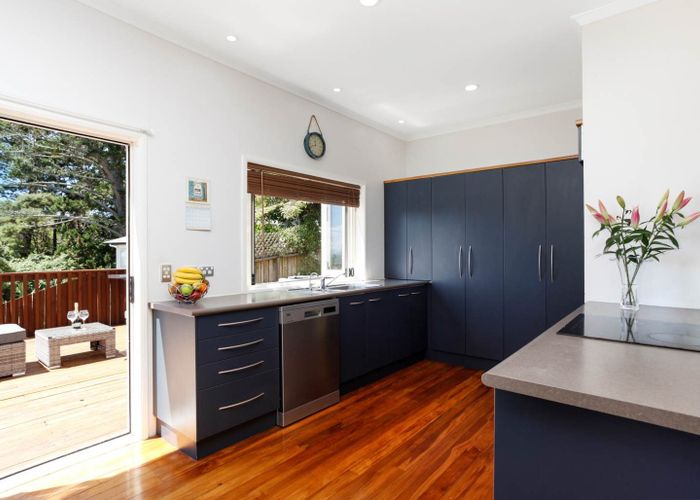  at 897B East Coast Road, Northcross, Auckland