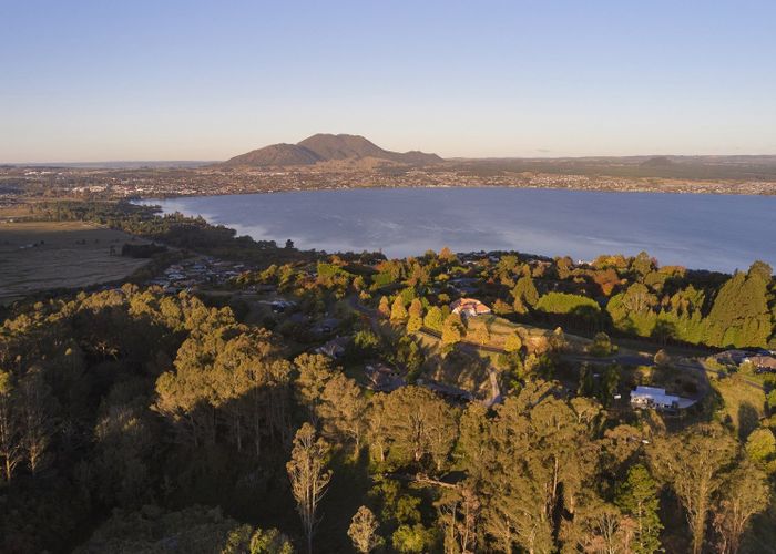  at 24 Willow Lane, Acacia Bay, Taupo, Waikato