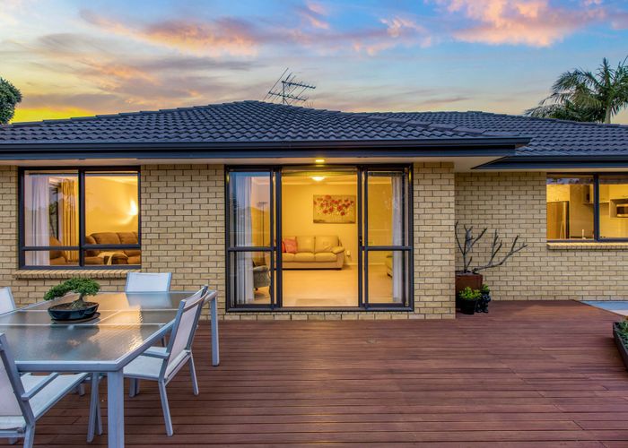  at 6A Christina Avenue, Te Atatu South, Auckland