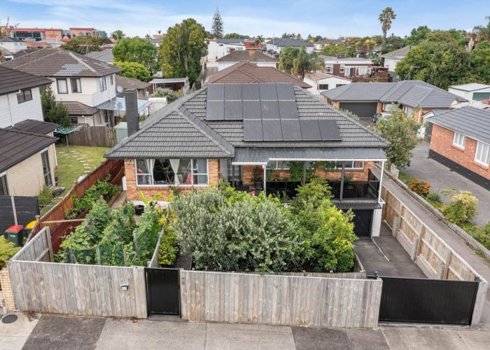  at 19 Dryden Avenue, Papatoetoe, Manukau City, Auckland