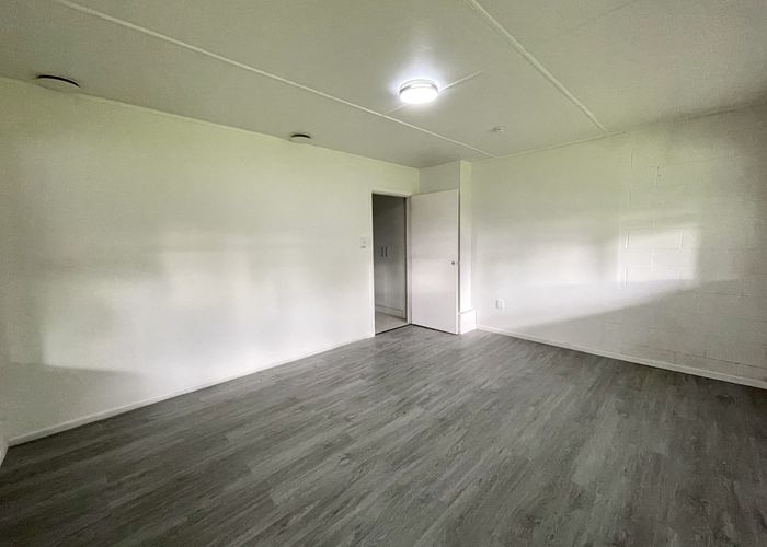  at 32 Trinidad Street, Blockhouse Bay, Auckland City, Auckland