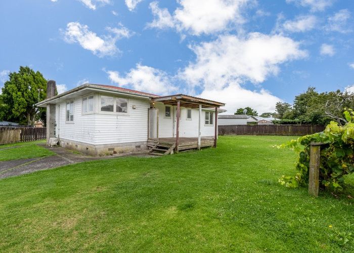  at 39 Hywell Place, Manurewa, Manukau City, Auckland