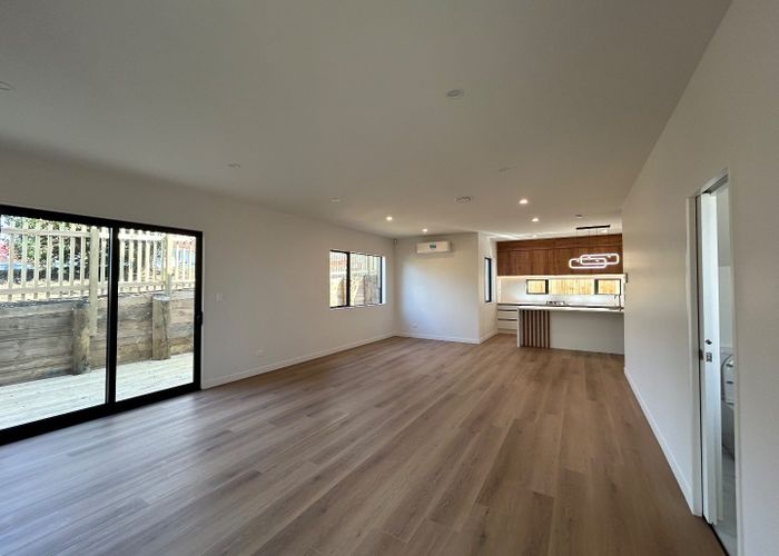  at 215A Forrest Hill Road, Forrest Hill, North Shore City, Auckland