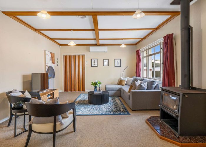  at 17 Godwin Crescent, College Estate, Whanganui, Manawatu / Whanganui