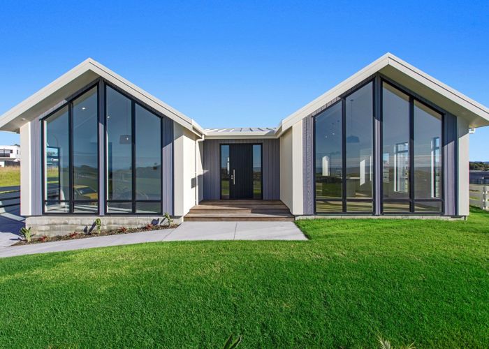  at 16 Pacific Parade, Coastlands, Whakatāne