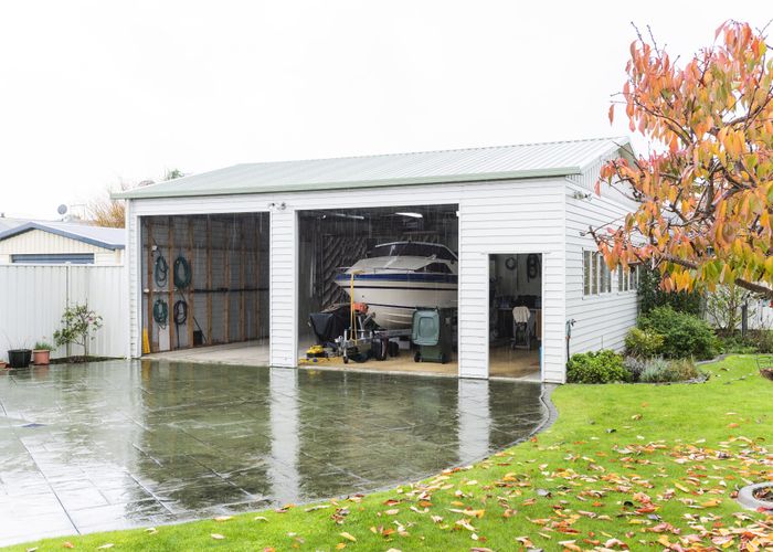  at 15 Margaret Place, Lytton West, Gisborne