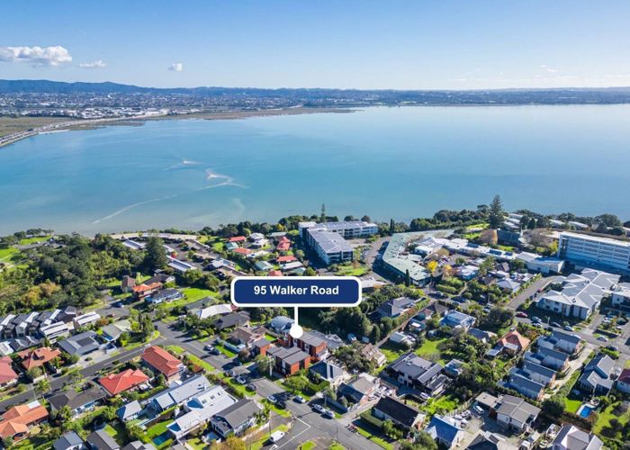  at Unit 3/95 Walker Road, Point Chevalier, Auckland City, Auckland