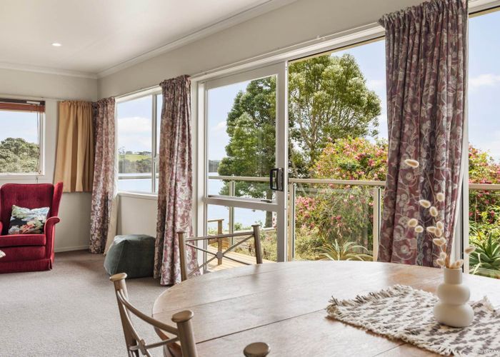  at 6 Sergeant Road, Waiuku