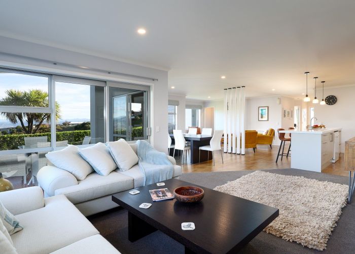  at 2 Crown Terrace, Britannia Heights, Nelson