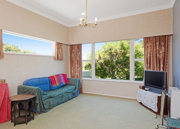  at 35 Rosehaugh Avenue, Karori, Wellington