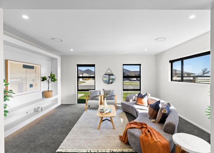  at 42 Sardinia Grove, Fitzherbert, Palmerston North, Manawatu / Whanganui