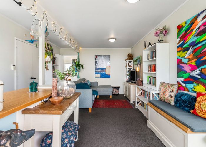  at 2/74 La Trobe Street, Pakuranga Heights, Manukau City, Auckland