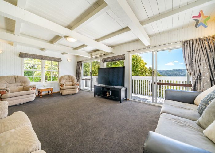  at 4 Kerkwall Drive, Naenae, Lower Hutt