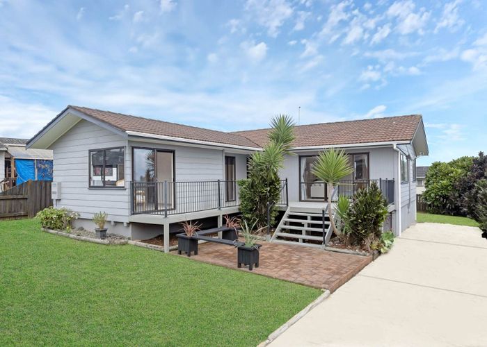  at 33 Greenstone Place, Clover Park, Manukau City, Auckland