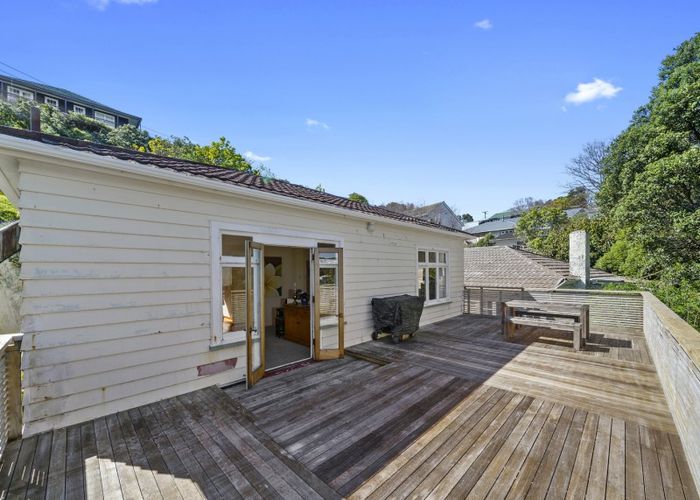  at 56 Tio Tio Road, Miramar, Wellington