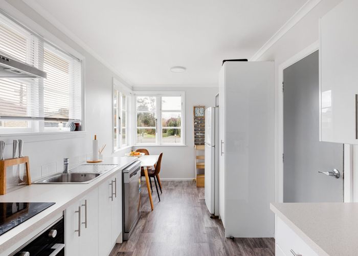  at 40 Pine Avenue, Bader, Hamilton