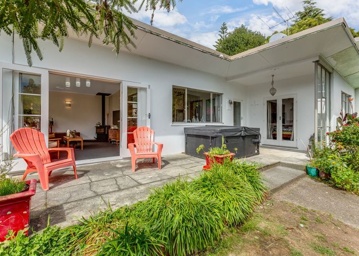  at 136 Hine Road, Wainuiomata, Lower Hutt, Wellington