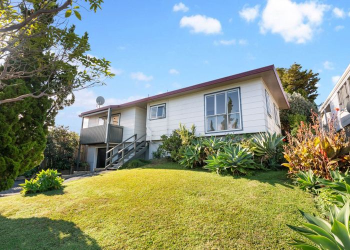  at 7A  The Crescent, Tindalls Beach, Rodney, Auckland