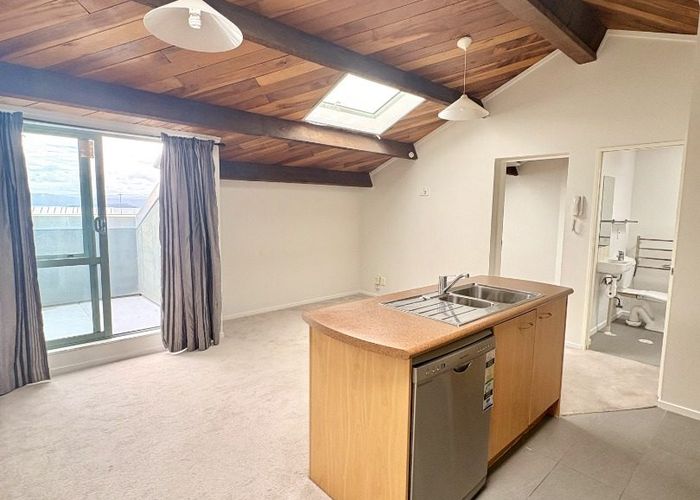  at 21/220 Thorndon Quay, Thorndon, Wellington, Wellington