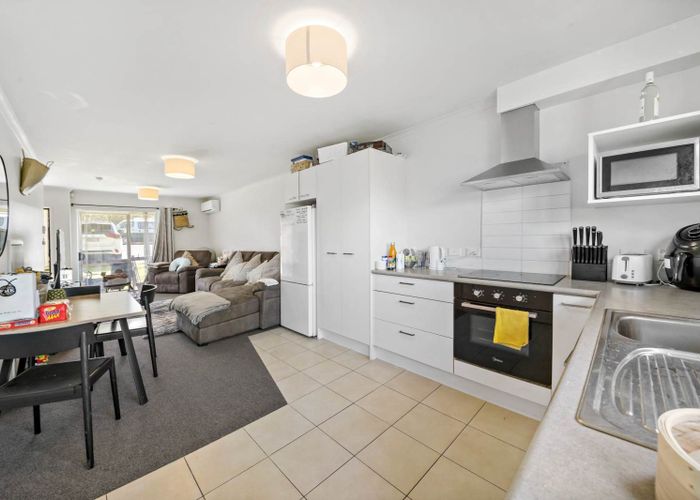  at 18/94 Glengarry Road, Glen Eden, Auckland