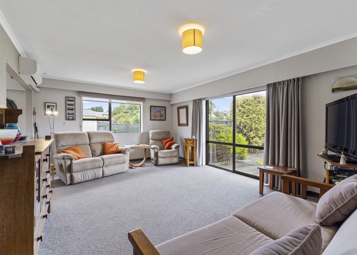  at 44 Norfolk Crescent, Otaki Beach, Otaki