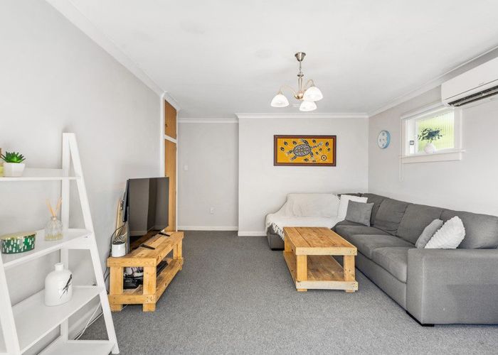  at 67 Coopers Road, Dallington, Christchurch