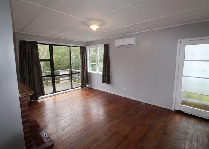  at 41 Fyvie Avenue, Mount Roskill, Auckland