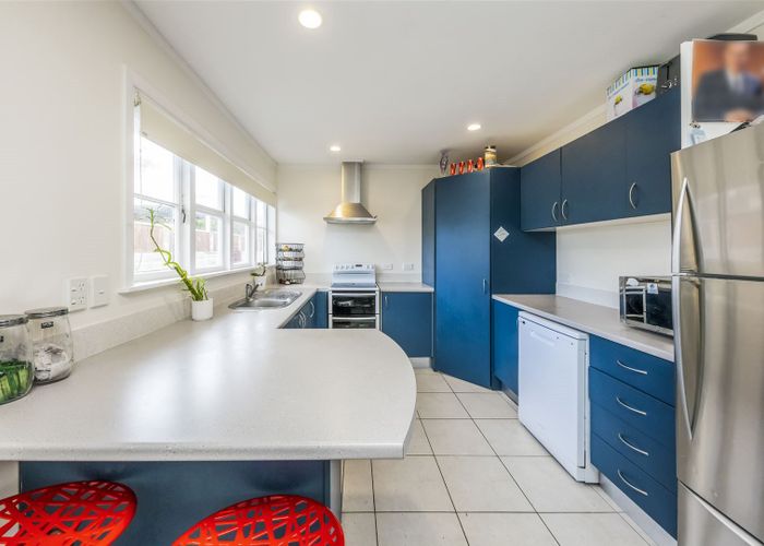  at 5 Noton Road, Mount Roskill, Auckland