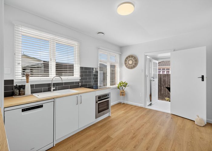  at 52 Epsom Road, Sockburn, Christchurch City, Canterbury