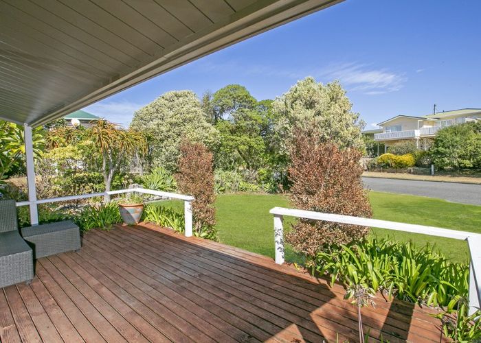  at 13 Tamarisk Drive, Riversdale Beach, Masterton