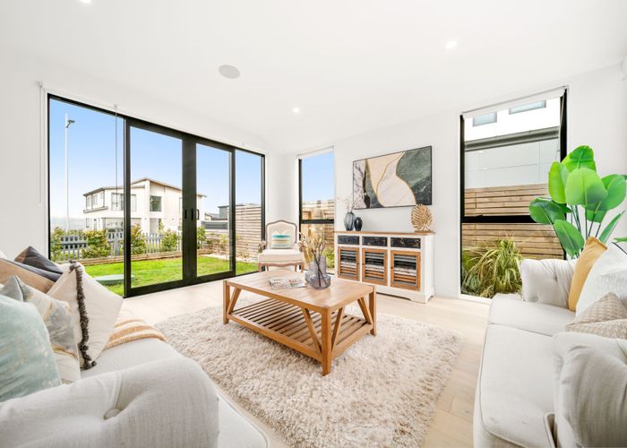 at 7 Hanikura Street, Long Bay, North Shore City, Auckland
