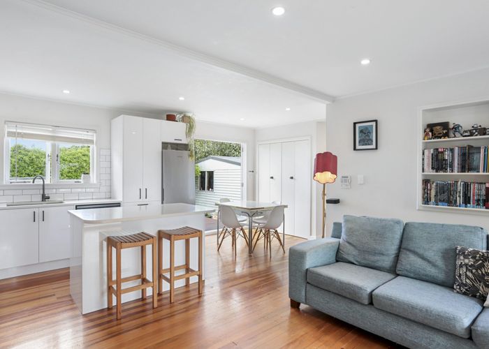  at 697 Te Atatu Road, Te Atatu Peninsula, Waitakere City, Auckland