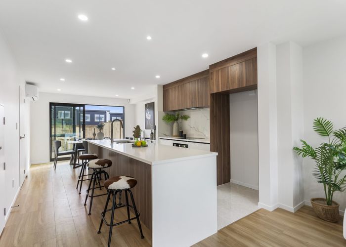  at 19 Sagitta Drive, Flat Bush, Manukau City, Auckland