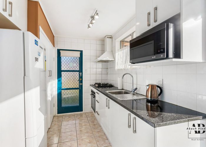  at 1/10 Margaret Road, Papatoetoe, Auckland
