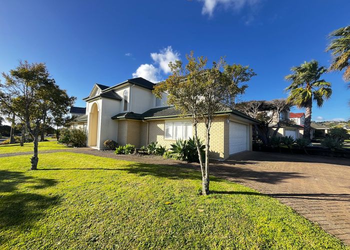  at 9 Claremont Way, East Tamaki Heights, Manukau City, Auckland