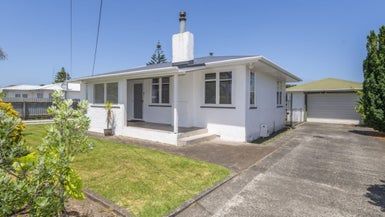  at 39 Polson Street, Castlecliff, Whanganui