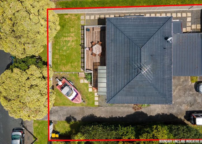  at 1/12 Kauri Glen Road, Northcote, Auckland