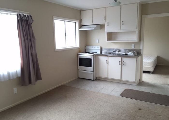  at 4/328 Ellerslie-Panmure Highway, Mount Wellington, Auckland City, Auckland